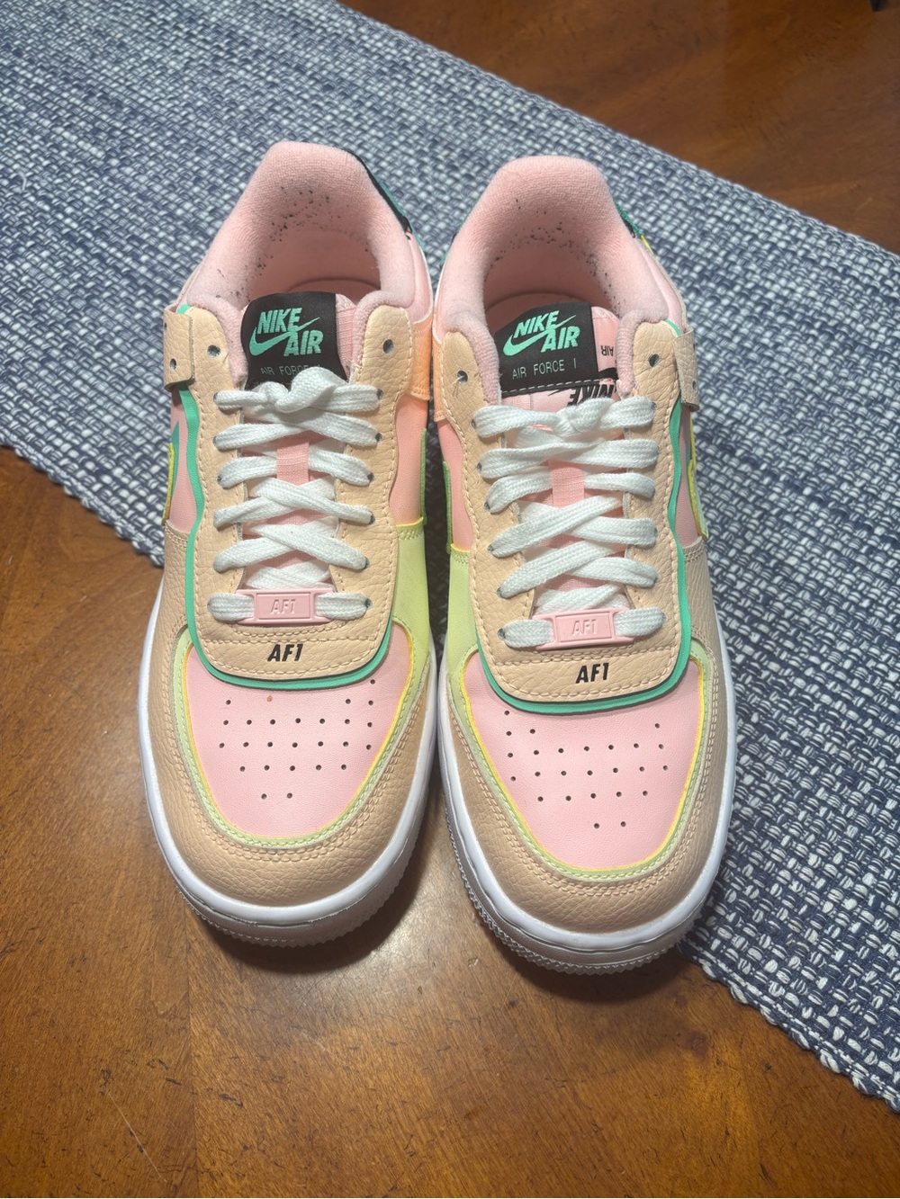 (Women) Nike Air Force 1 Shadow 'Arctic Punch Barely Volt Sz 8.5 NWOT - Picture 3 of 11